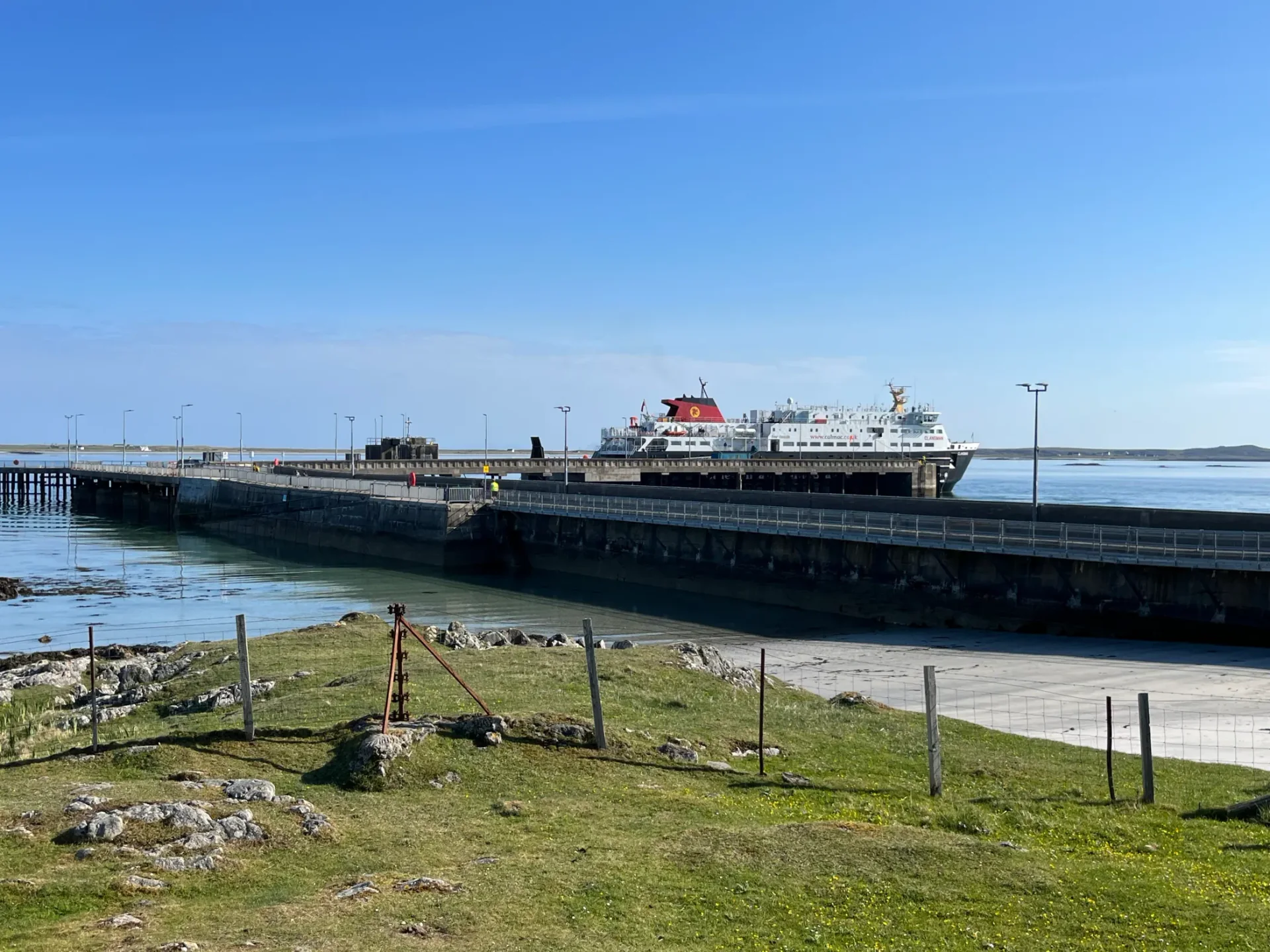 ميناء العبارات تيري مع عبارات CalMac