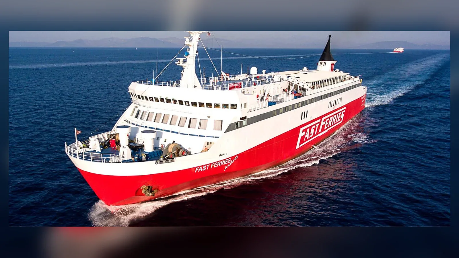 سفينة Fast Ferries تشغّل الخط من ألكسندروبوليس إلى أجيوس إفستراتيوس