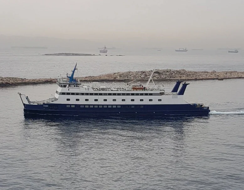 عبارة Ioniansea Ferries للركاب والعربات