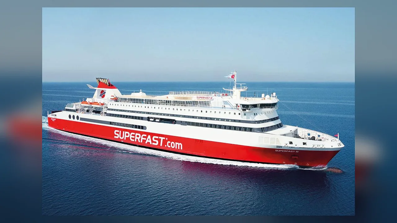 سفينة الركاب والمركبات Superfast Ferries