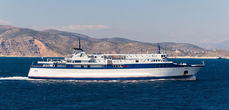 الأيونات — Triton Ferries