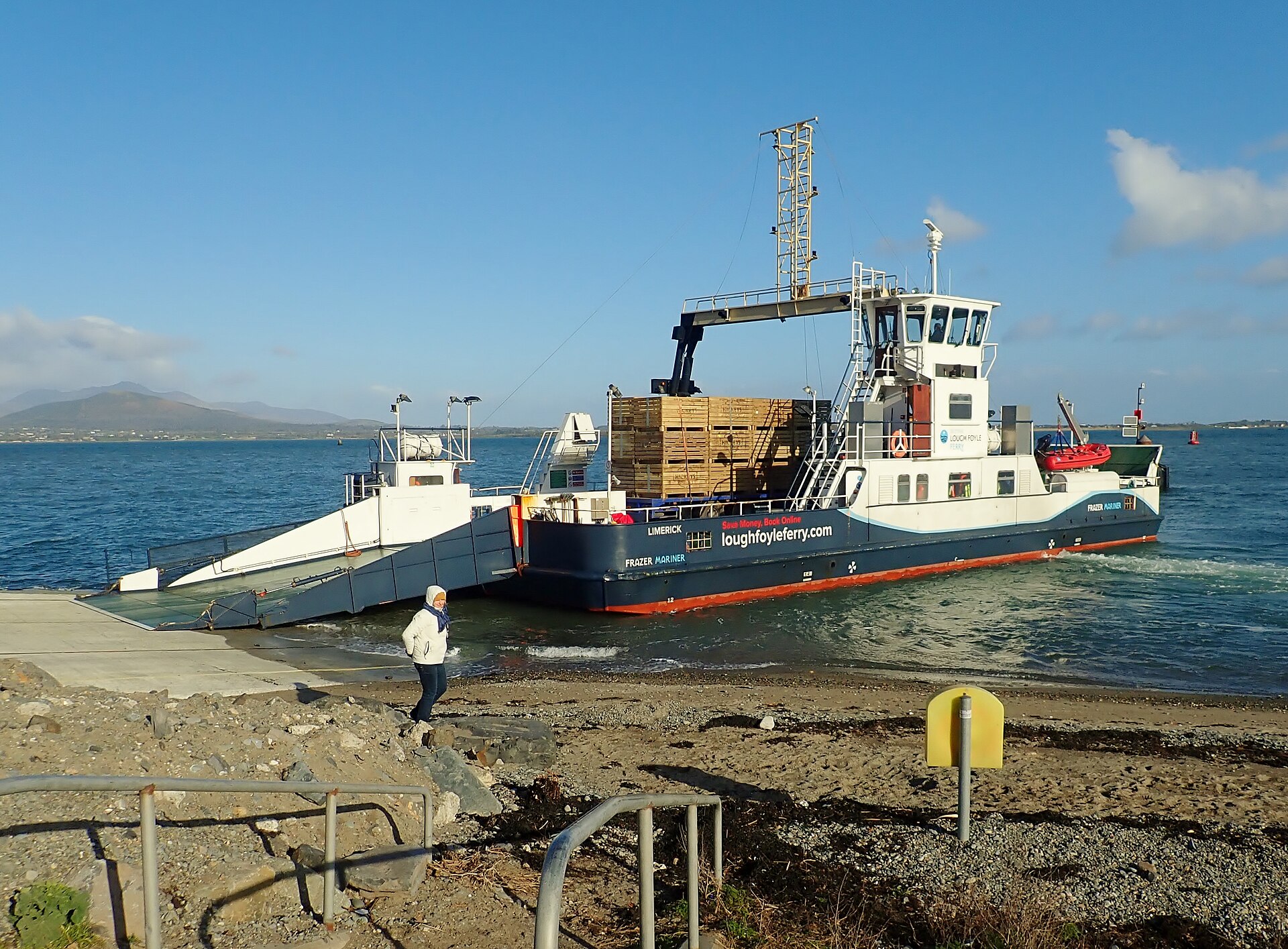 Frazer Mariner في جرينور في عام 2018، تعرض زيها السابق Lough Foyle Ferry